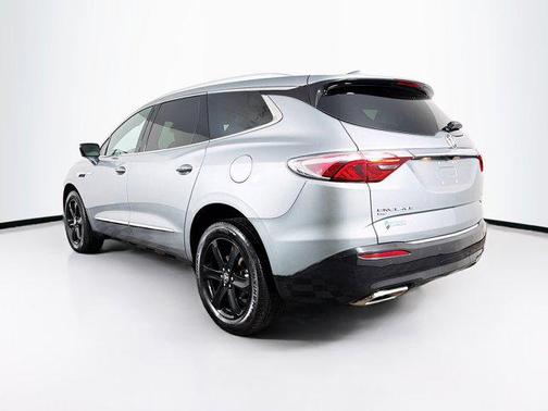 2023 Buick Enclave Essence AWD