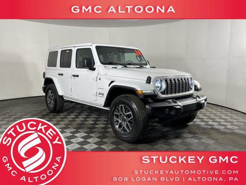 2024 Jeep Wrangler 4-Door Sahara 4x4