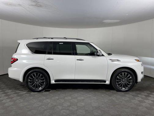 2023 Nissan Armada Platinum 4WD