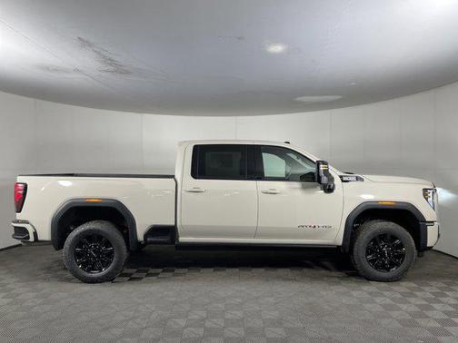 2026 GMC Sierra 2500 AT4