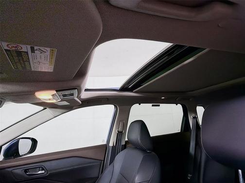 Caspian Blue Metallic 2023 Nissan Rogue SL