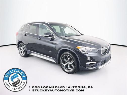 Black Sapphire Metallic 2018 BMW X1 xDrive28i