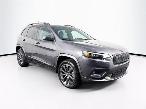 Granite Crystal Metallic Clearcoat 2021 Jeep Cherokee High Altitude