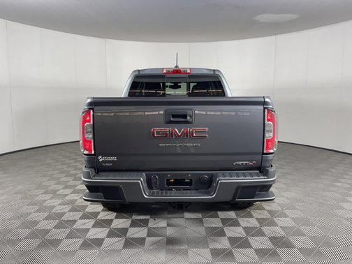2022 GMC Canyon AT4