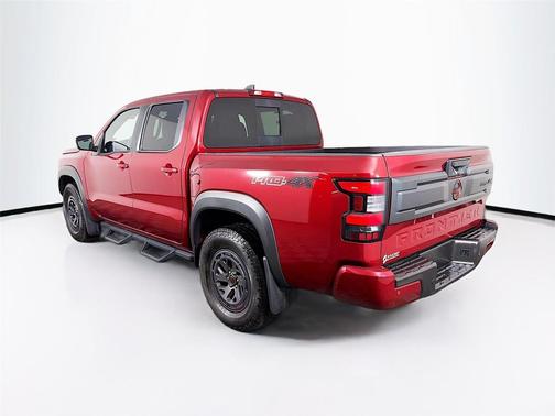 Cardinal Red Metallic Tricoat 2025 Nissan Frontier PRO-4X