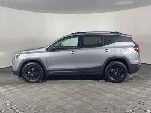 2024 GMC Terrain AWD AT4
