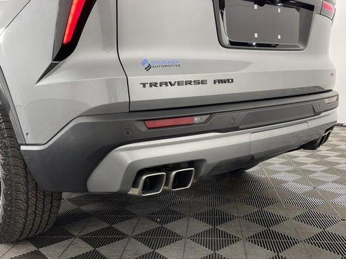 2025 Chevrolet Traverse AWD Z71