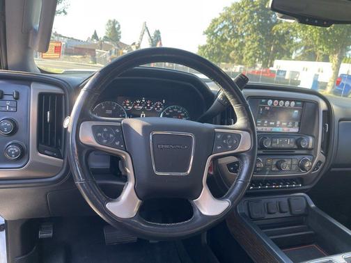 2017 GMC Sierra 2500 Denali