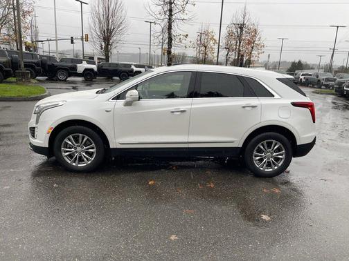 2022 Cadillac XT5 Premium Luxury