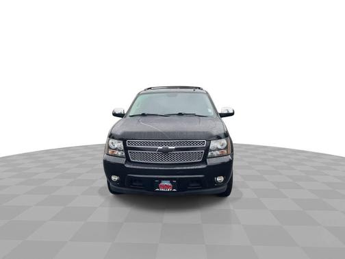 Black 2013 Chevrolet Avalanche LTZ