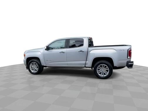 Gray 2016 GMC Canyon SLT
