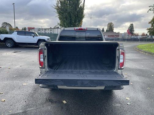 2022 GMC Canyon AT4