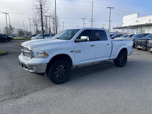 2017 RAM 1500 Laramie