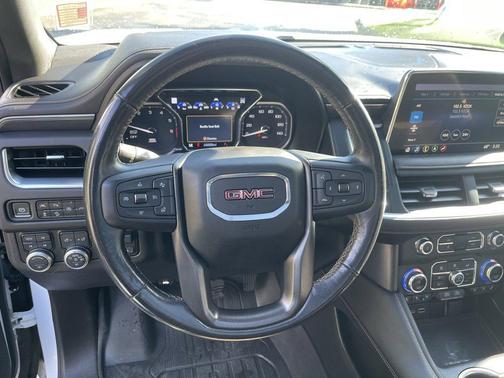 2021 GMC Yukon XL 4WD AT4