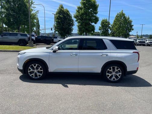 White 2021 Hyundai PALISADE SEL