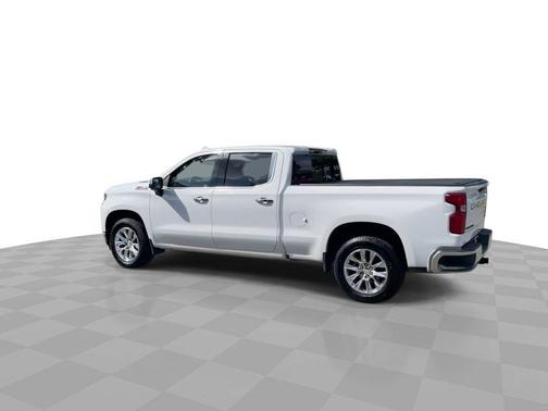 White 2022 Chevrolet Silverado 1500 Limited LTZ