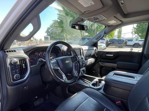 White 2022 Chevrolet Silverado 1500 Limited LTZ