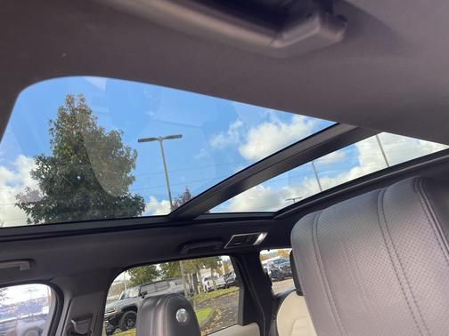 2017 Land Rover Range Rover Sport 3.0L Supercharged HSE Dynamic