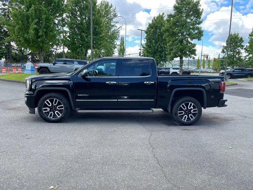 Black 2017 GMC Sierra 1500 Denali