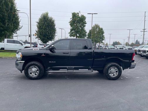 Black 2020 RAM 2500 Big Horn Crew Cab 4x4 6'4' Box