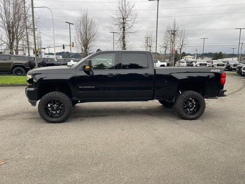 2017 Chevrolet Silverado 1500 2LT