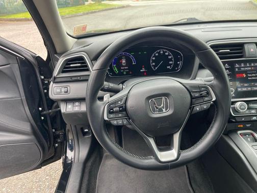 2019 Honda Insight Touring