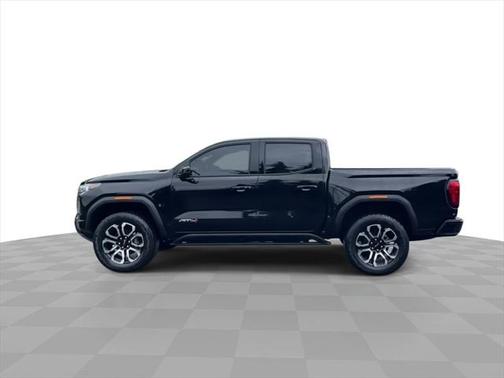 2025 GMC Canyon Base