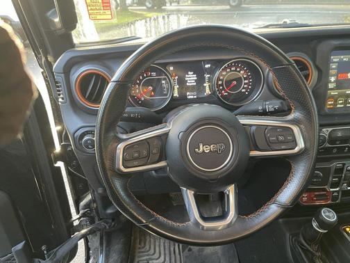 2021 Jeep Gladiator Mojave 4X4