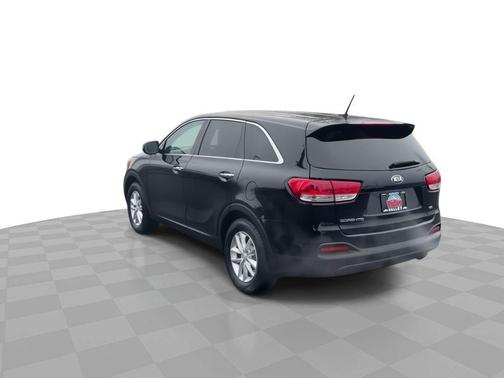 2017 Kia Sorento L