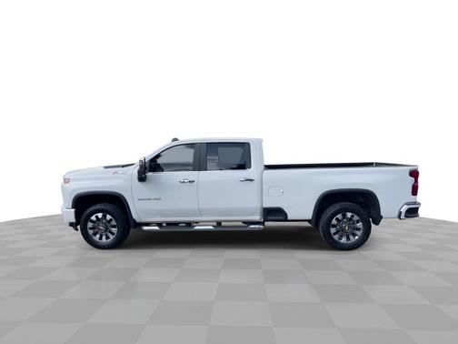 White 2022 Chevrolet Silverado 2500 LT