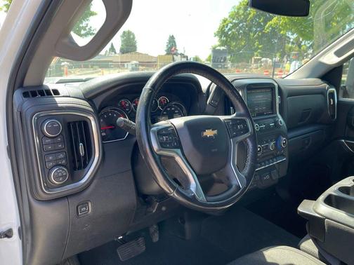 White 2022 Chevrolet Silverado 2500 LT