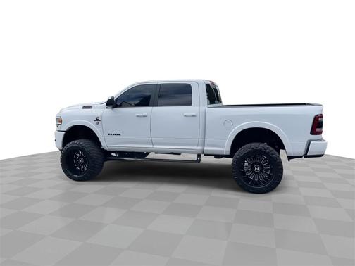2022 RAM 2500 Laramie Crew Cab 4x4 6'4' Box