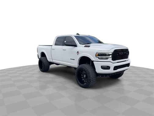 2022 RAM 2500 Laramie Crew Cab 4x4 6'4' Box