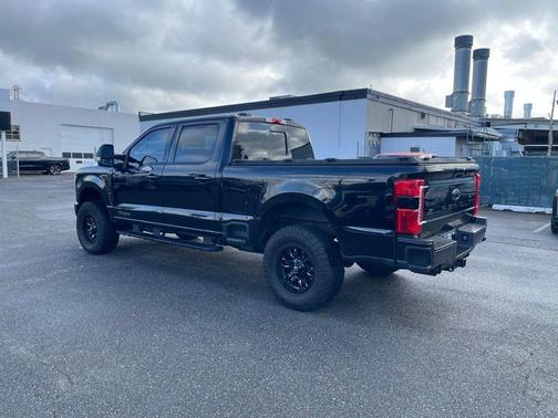 Black 2023 Ford F-250 Lariat