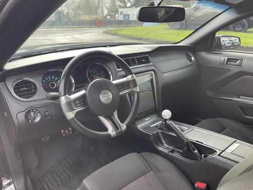 2014 Ford Mustang V6