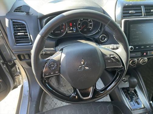 2020 Mitsubishi Outlander Sport SE