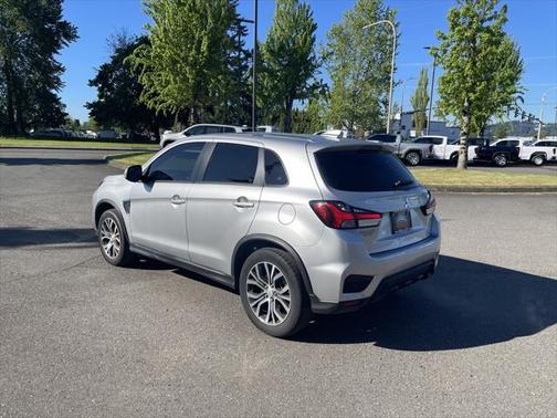 2020 Mitsubishi Outlander Sport SE
