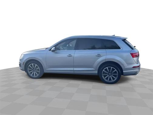 2019 Audi Q7 55 Premium Plus