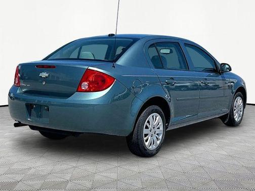 Silver 2009 Chevrolet Cobalt LS