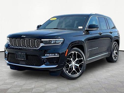 Black 2022 Jeep Grand Cherokee 4xe Summit