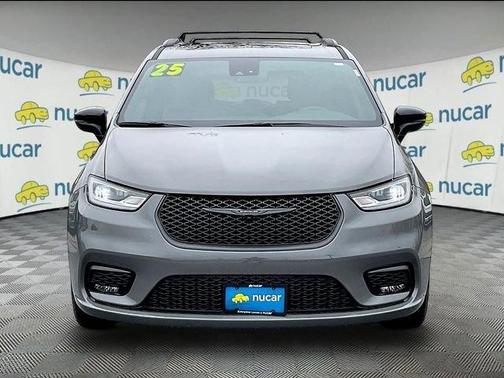 Gray 2025 Chrysler Pacifica Limited