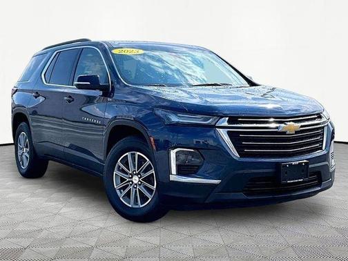 Blue 2023 Chevrolet Traverse LT Cloth