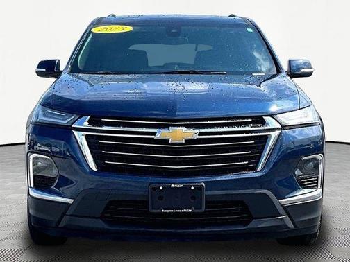 Blue 2023 Chevrolet Traverse LT Cloth