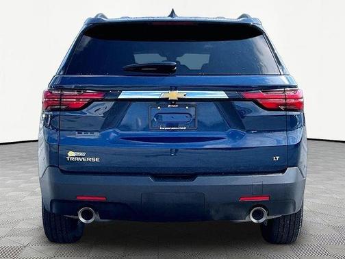 Blue 2023 Chevrolet Traverse LT Cloth