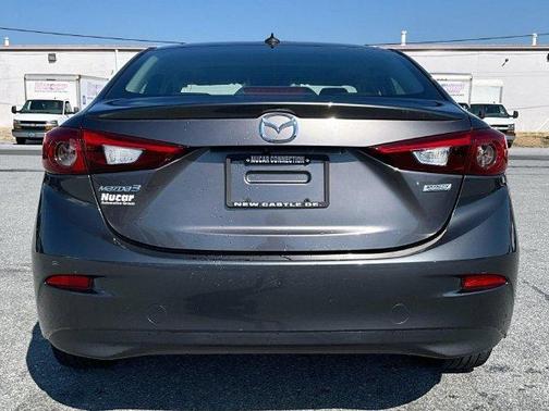 Machine Gray Metallic 2018 Mazda Mazda3 Grand Touring