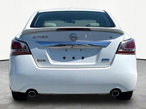 Pearl White 2014 Nissan Altima 2.5 S