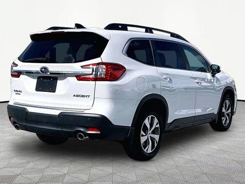 Crystal White Pearl 2024 Subaru Ascent Premium