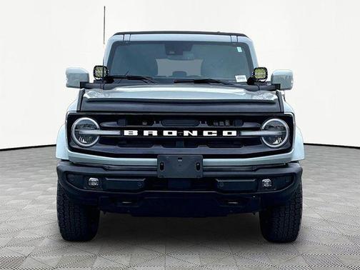 Gray 2022 Ford Bronco Outer Banks