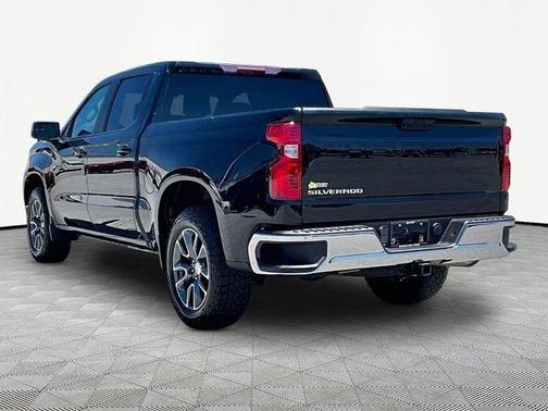 Black 2022 Chevrolet Silverado 1500 LT