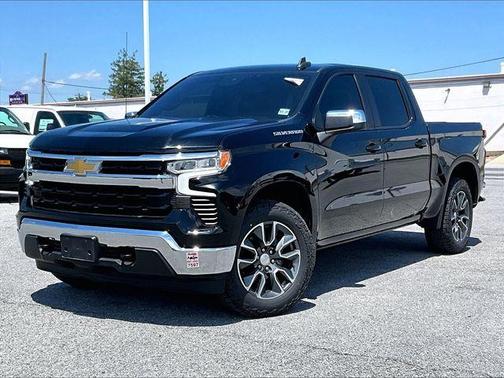 Black 2022 Chevrolet Silverado 1500 LT